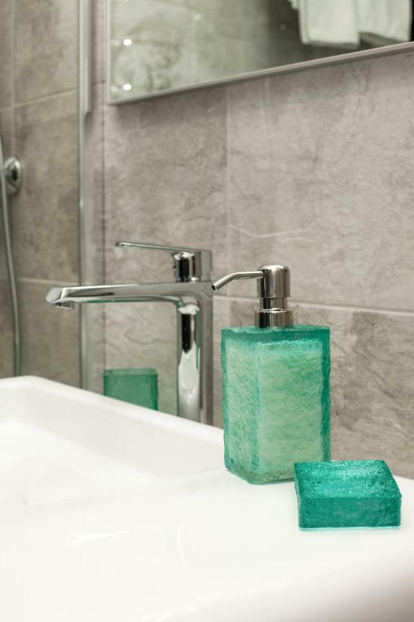 Odss Suites Одеса Екстериор снимка