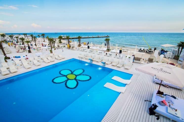 Odss Suites Одеса Екстериор снимка